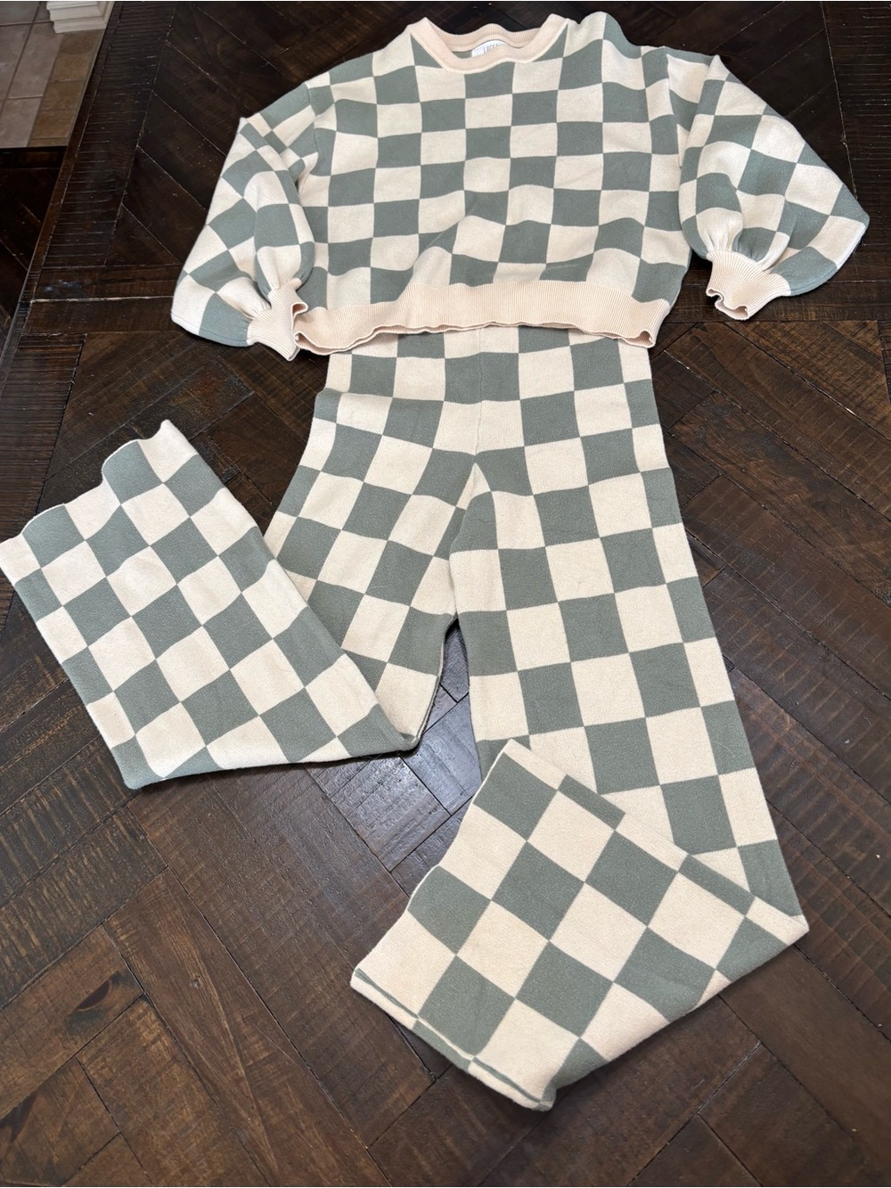 Lucca Grey Beige Checkerboard Knit Crop Top Wide Leg Pant Set Size Small